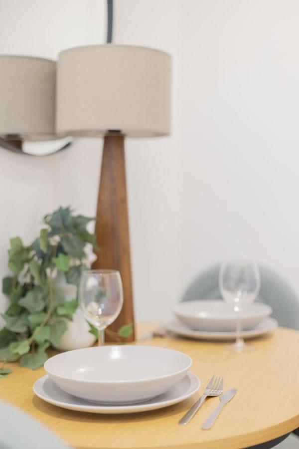 Peaceful Apartment - 1Br-4P - Batignolles Paris Ngoại thất bức ảnh