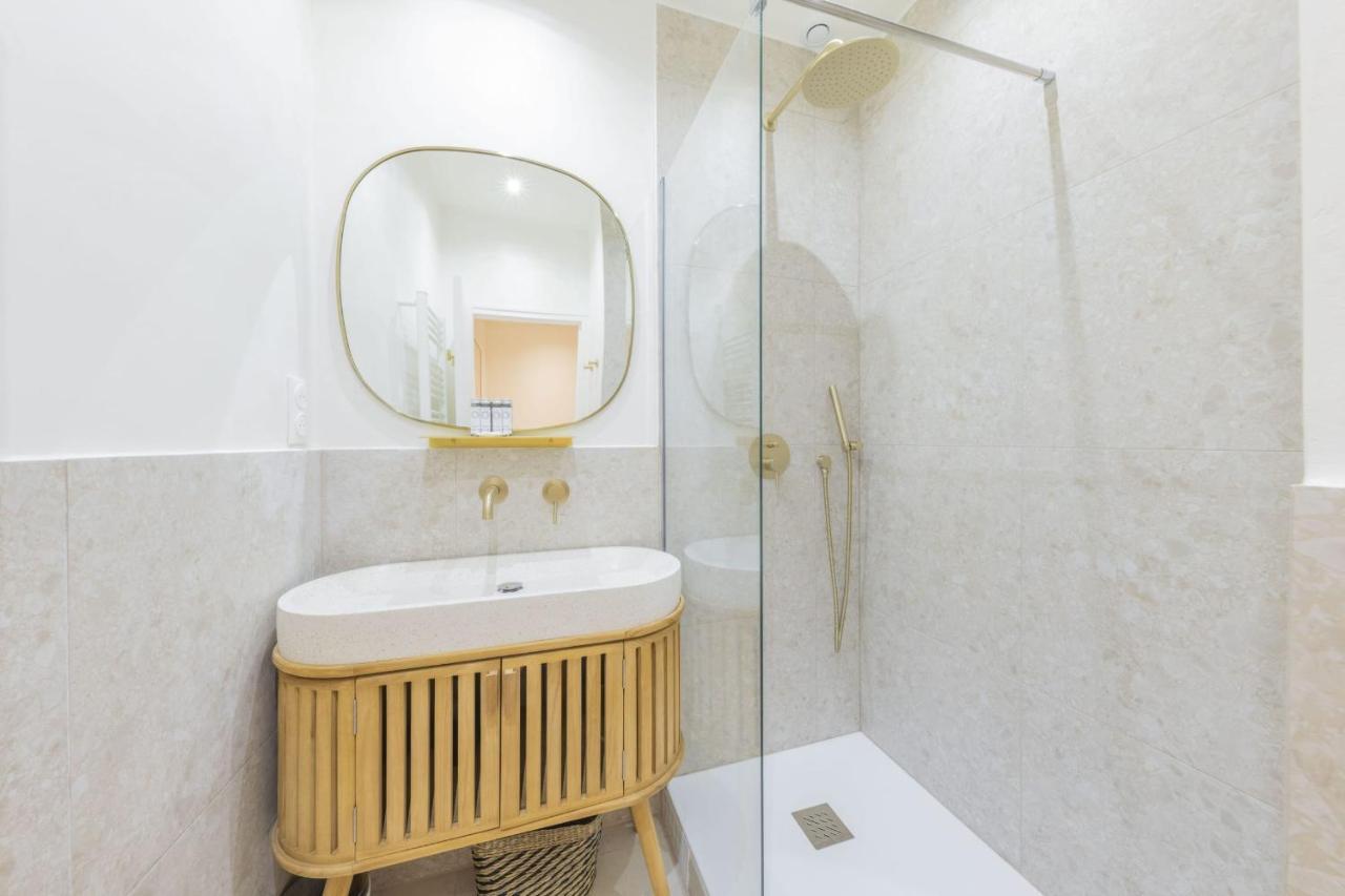 Peaceful Apartment - 1Br-4P - Batignolles Paris Ngoại thất bức ảnh